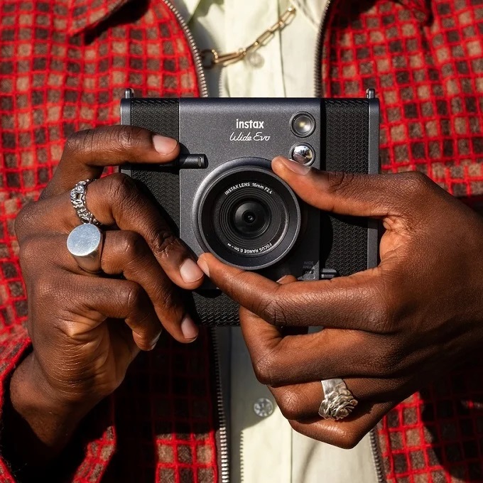 Instax Wide EVO